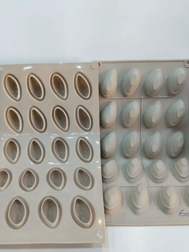 Moule silicone pistachio 20pcs