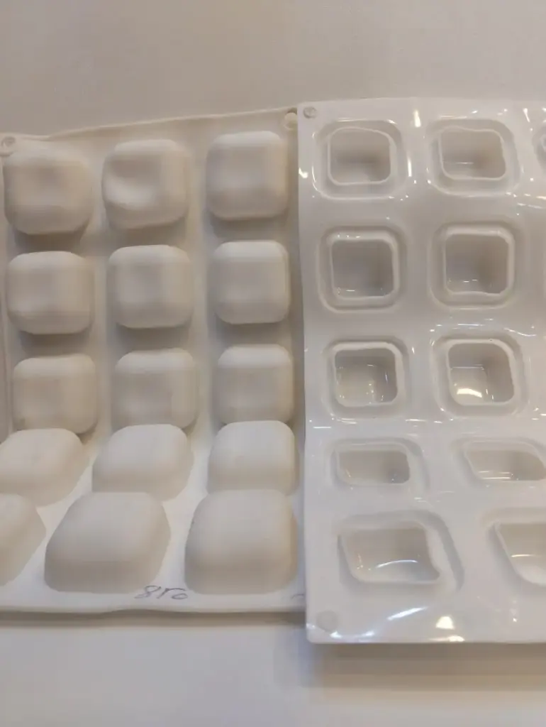 MOULE SILICONE OREO CARRE 15PCS