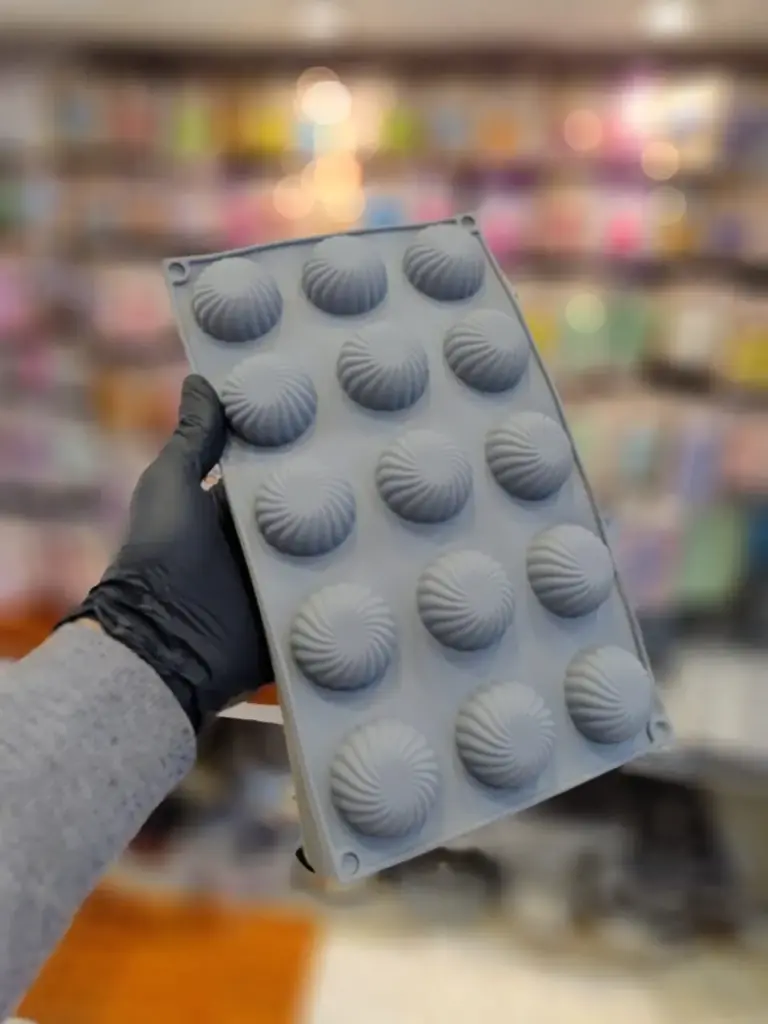 MOULE SILICONE TOURBILLON NOIR 15PCS