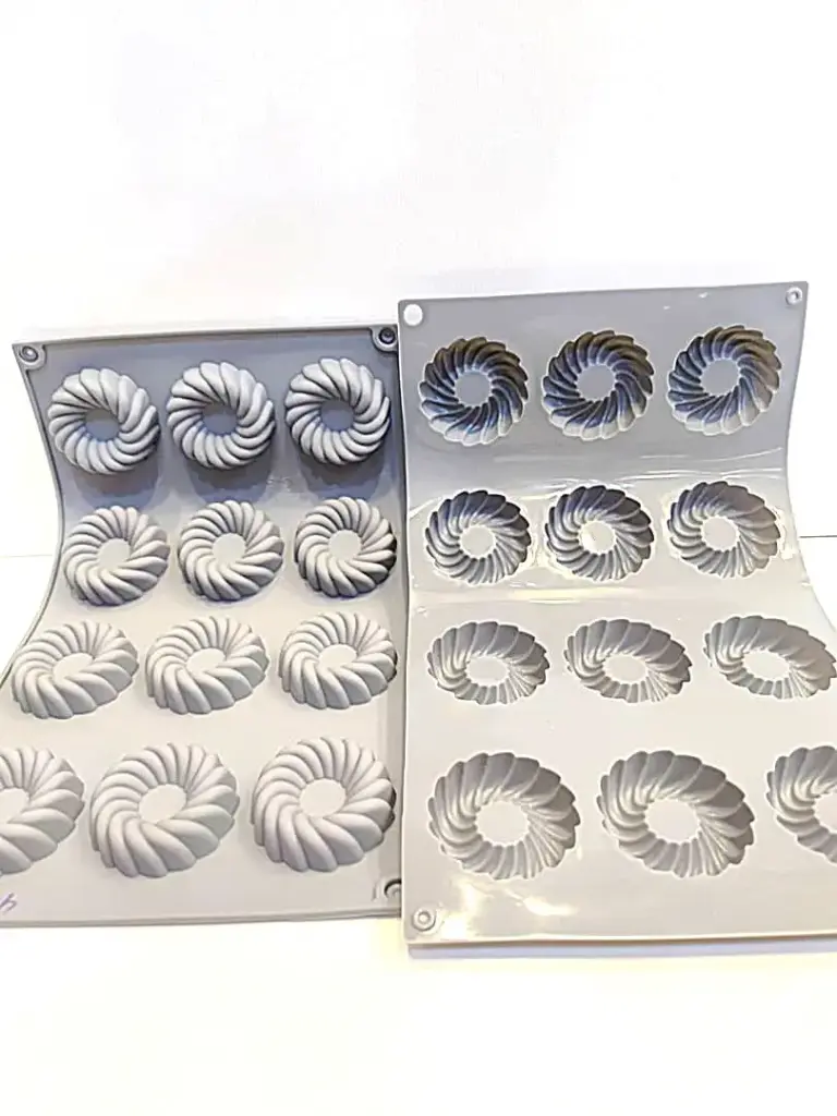 MOULE SILICONE TOURBILLON GRIS 12PCS