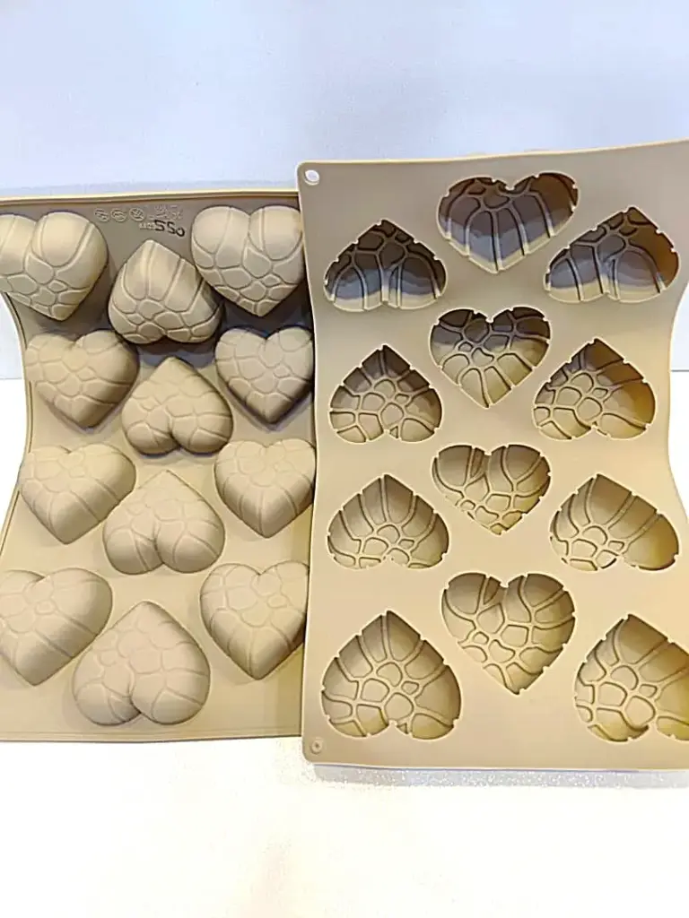 MOULE SILICONE BEIGE COEUR 12PCS