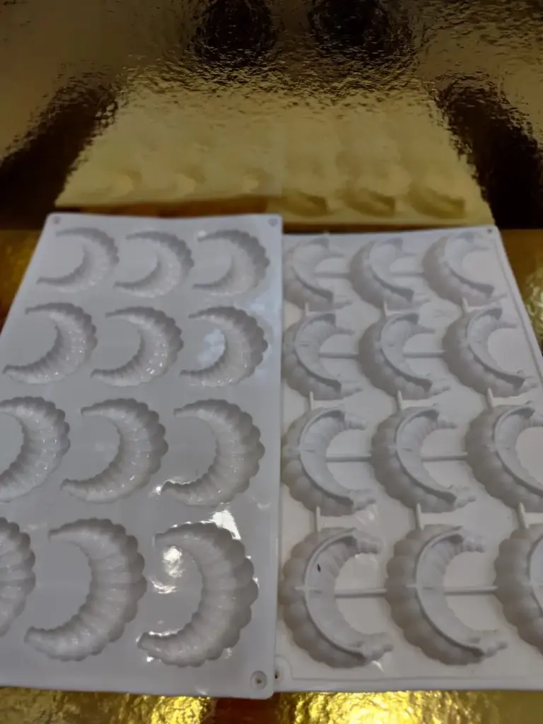 Moule Silicone Tcharek Blanc 12PCS